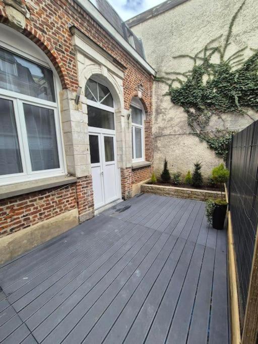 Valscosy Parking - Activites Illegales Interdite Valenciennes Exterior photo